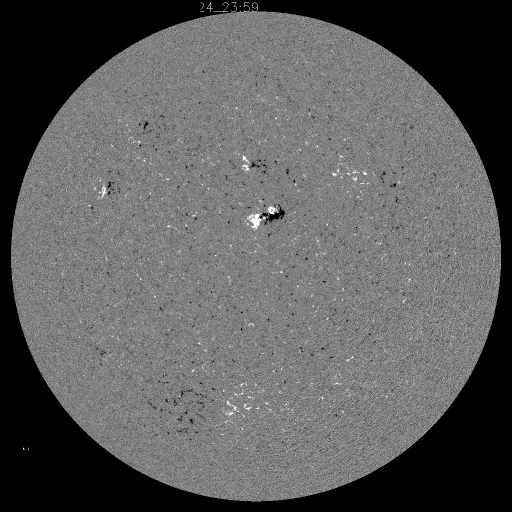 Solar Magnetic Fields