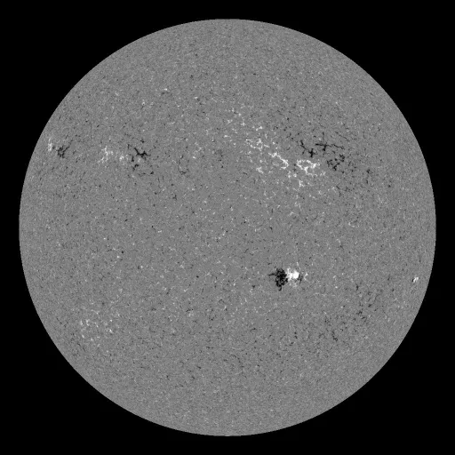 Solar Magnetic Fields