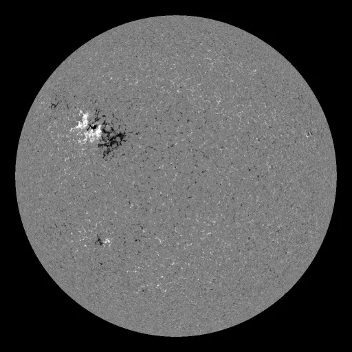 Solar Magnetic Fields