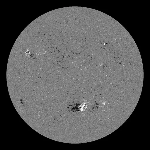Solar Magnetic Fields