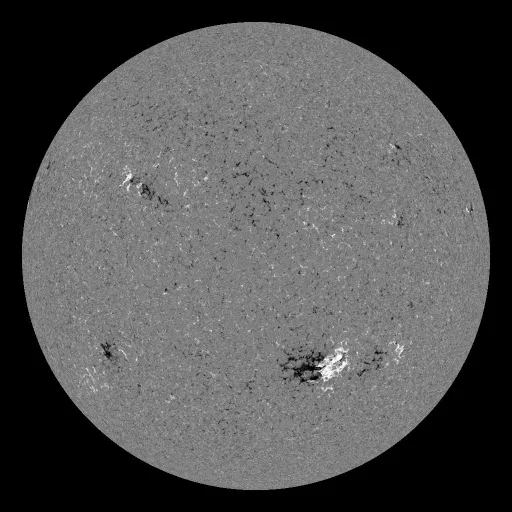 Solar Magnetic Fields