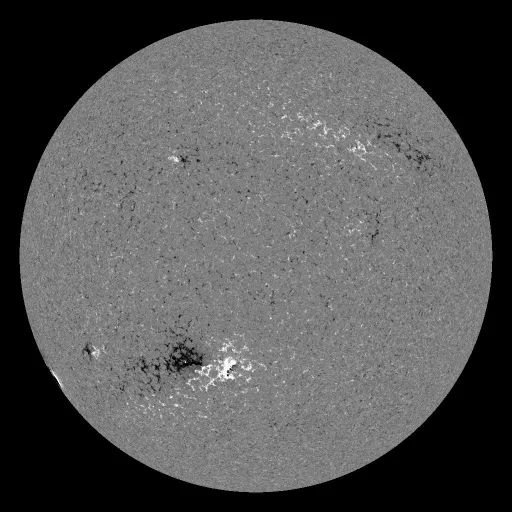 Solar Magnetic Fields