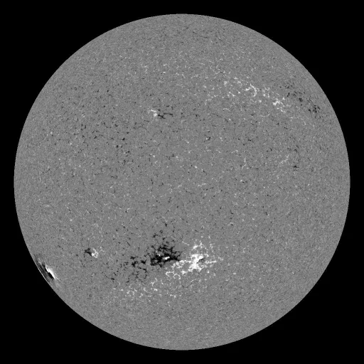 Solar Magnetic Fields