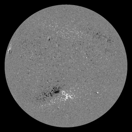 Solar Magnetic Fields