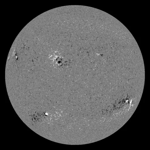 Solar Magnetic Fields