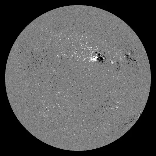 Solar Magnetic Fields