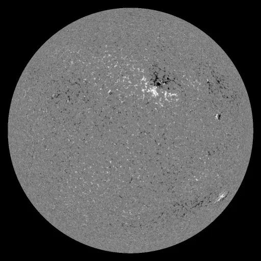 Solar Magnetic Fields