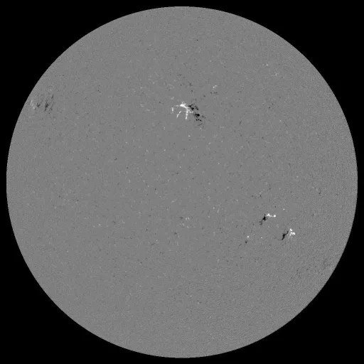 Solar Magnetic Fields