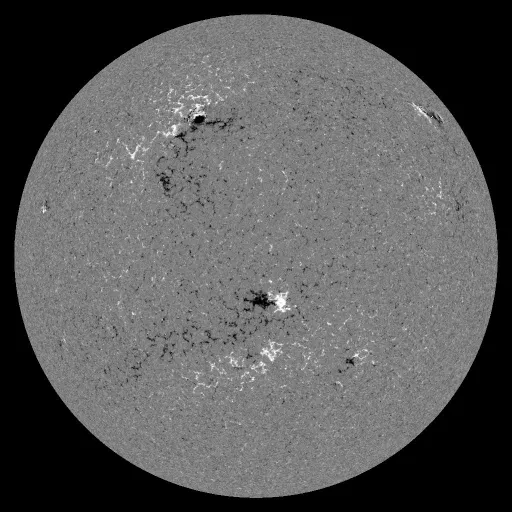Solar Magnetic Fields