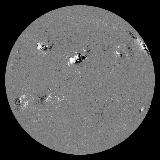 Solar Magnetic Fields