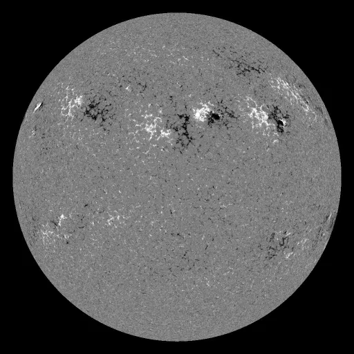 Solar Magnetic Fields