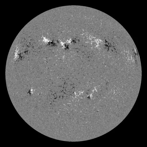 Solar Magnetic Fields