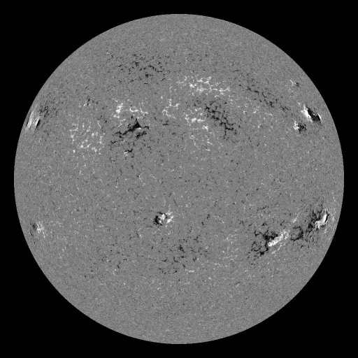 Solar Magnetic Fields
