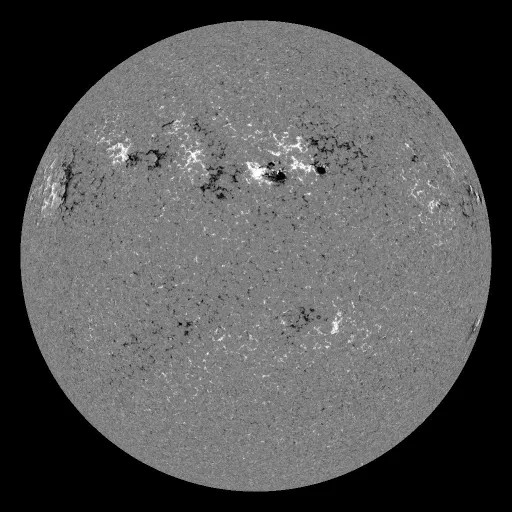Solar Magnetic Fields