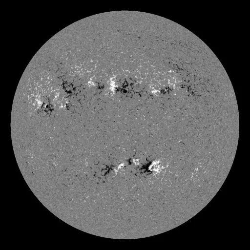 Solar Magnetic Fields