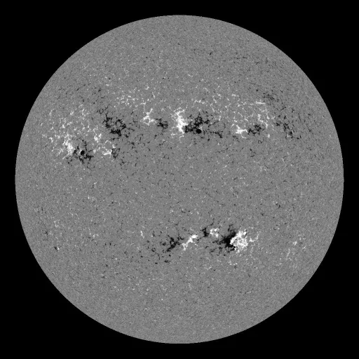 Solar Magnetic Fields