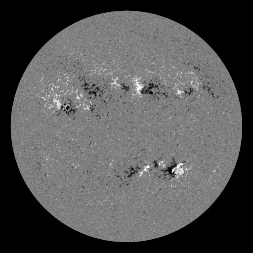 Solar Magnetic Fields