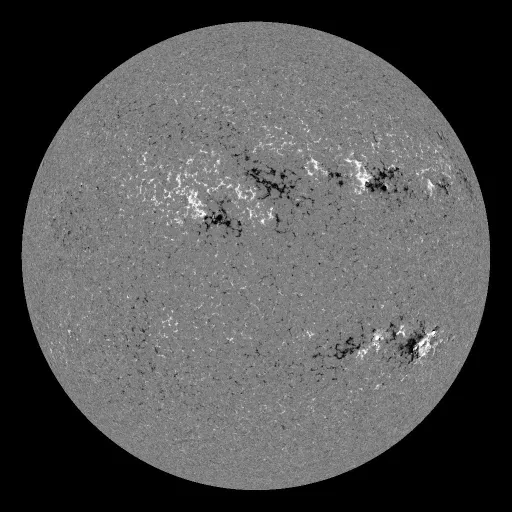 Solar Magnetic Fields
