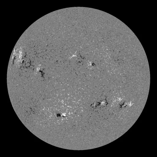 Solar Magnetic Fields