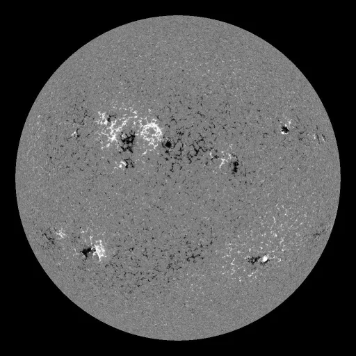 Solar Magnetic Fields