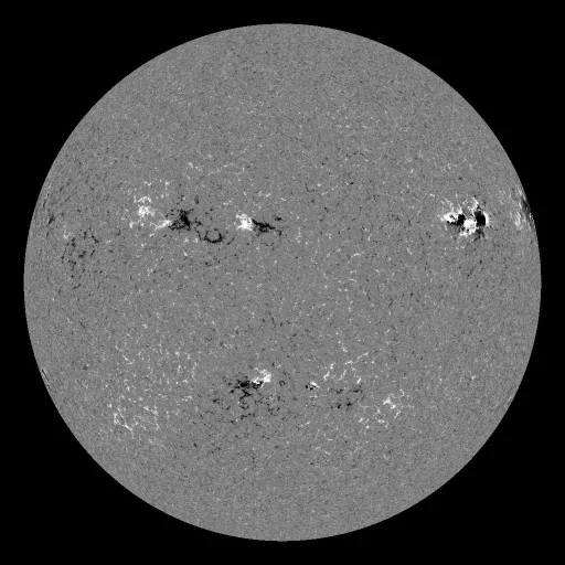 Solar Magnetic Fields