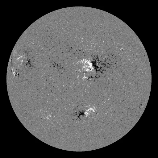 Solar Magnetic Fields