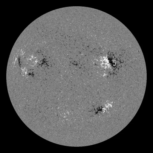 Solar Magnetic Fields