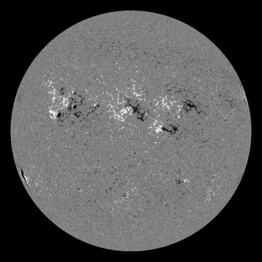 Solar Magnetic Fields