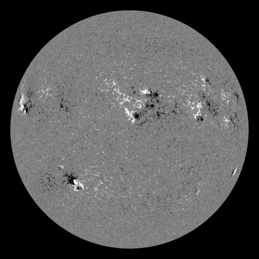 Solar Magnetic Fields