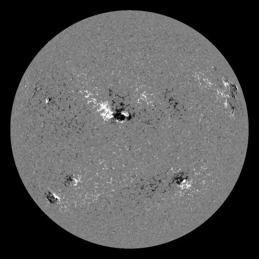 Solar Magnetic Fields