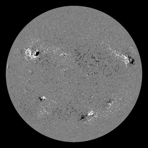Solar Magnetic Fields