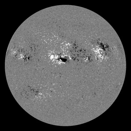 Solar Magnetic Fields