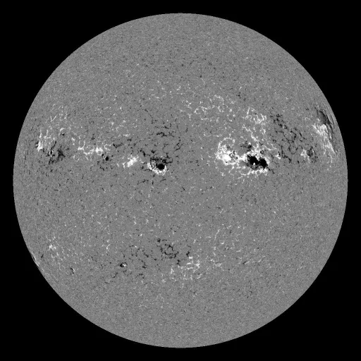 Solar Magnetic Fields