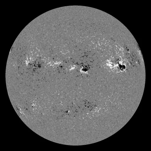 Solar Magnetic Fields
