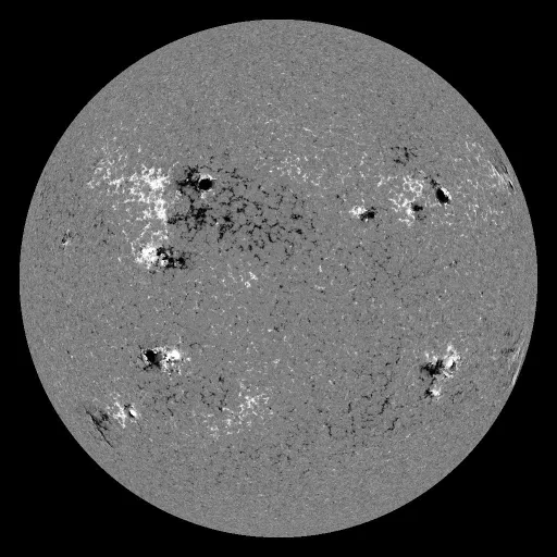 Solar Magnetic Fields