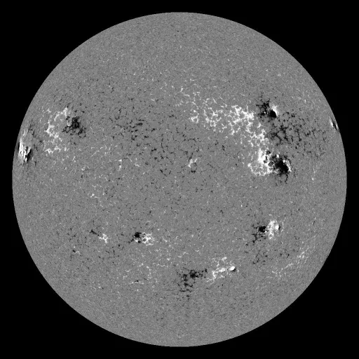 Solar Magnetic Fields