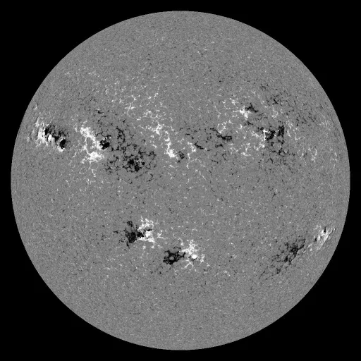 Solar Magnetic Fields