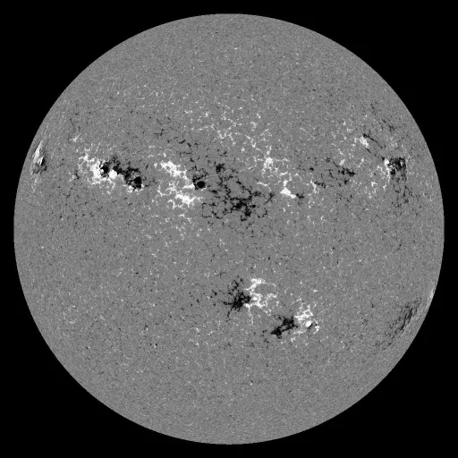 Solar Magnetic Fields