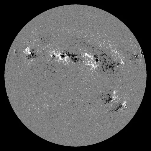 Solar Magnetic Fields
