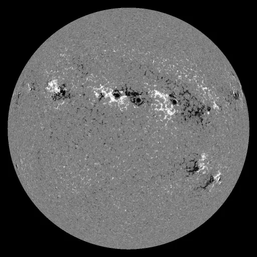 Solar Magnetic Fields