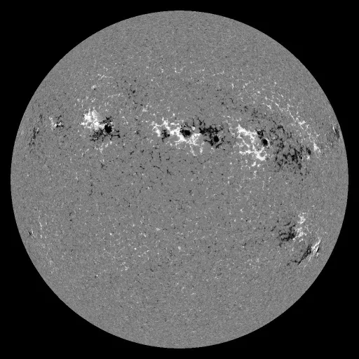 Solar Magnetic Fields