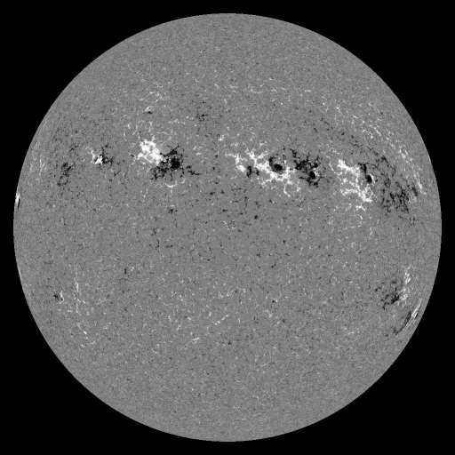 Solar Magnetic Fields