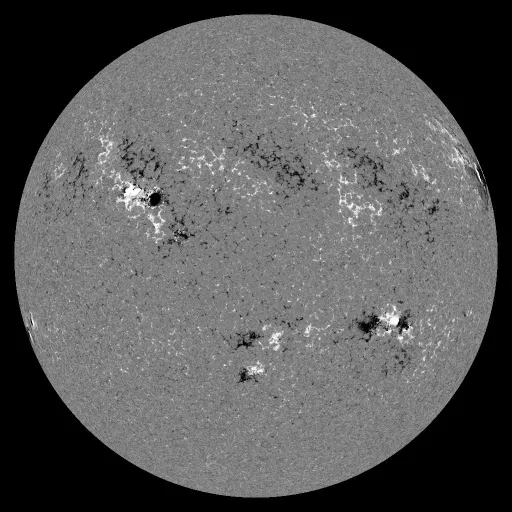 Solar Magnetic Fields