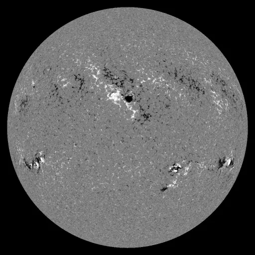 Solar Magnetic Fields