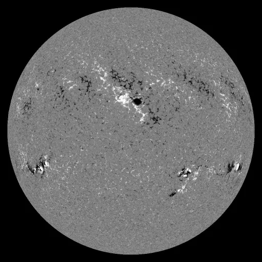 Solar Magnetic Fields