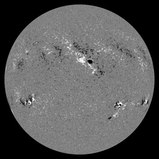Solar Magnetic Fields
