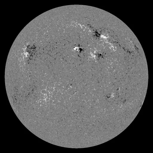 Solar Magnetic Fields