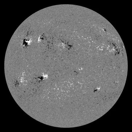Solar Magnetic Fields