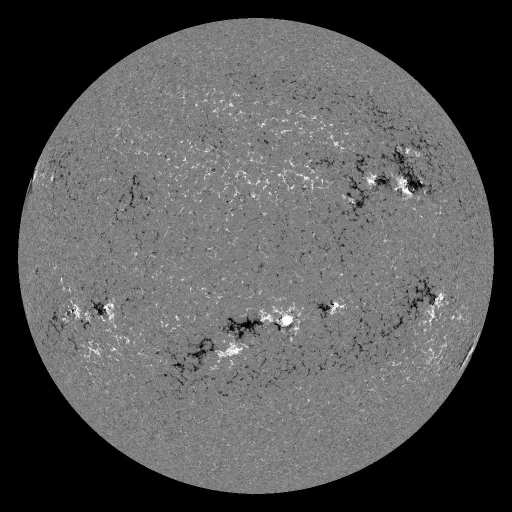 Solar Magnetic Fields