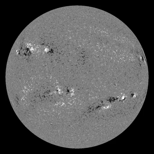 Solar Magnetic Fields